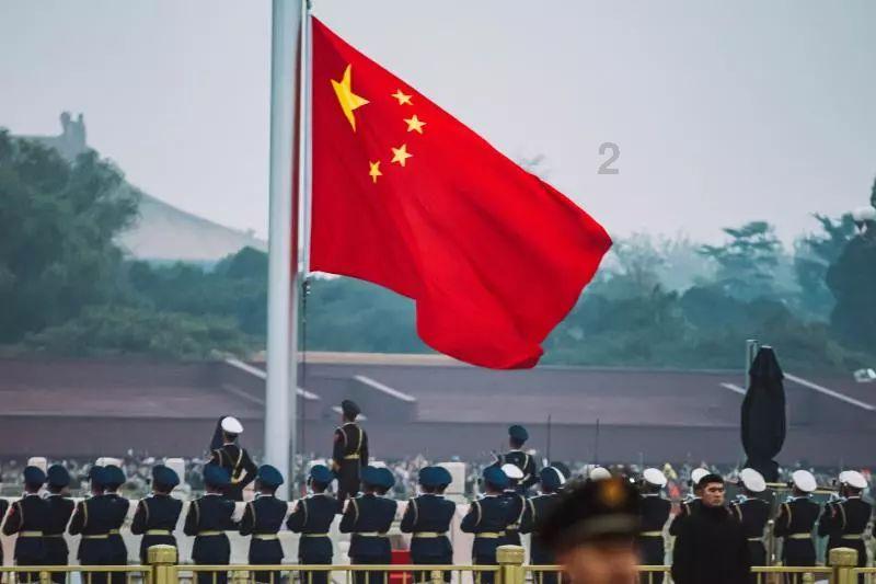 逃离整洁的杂物间
