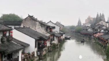苏菲亚安伯时装秀