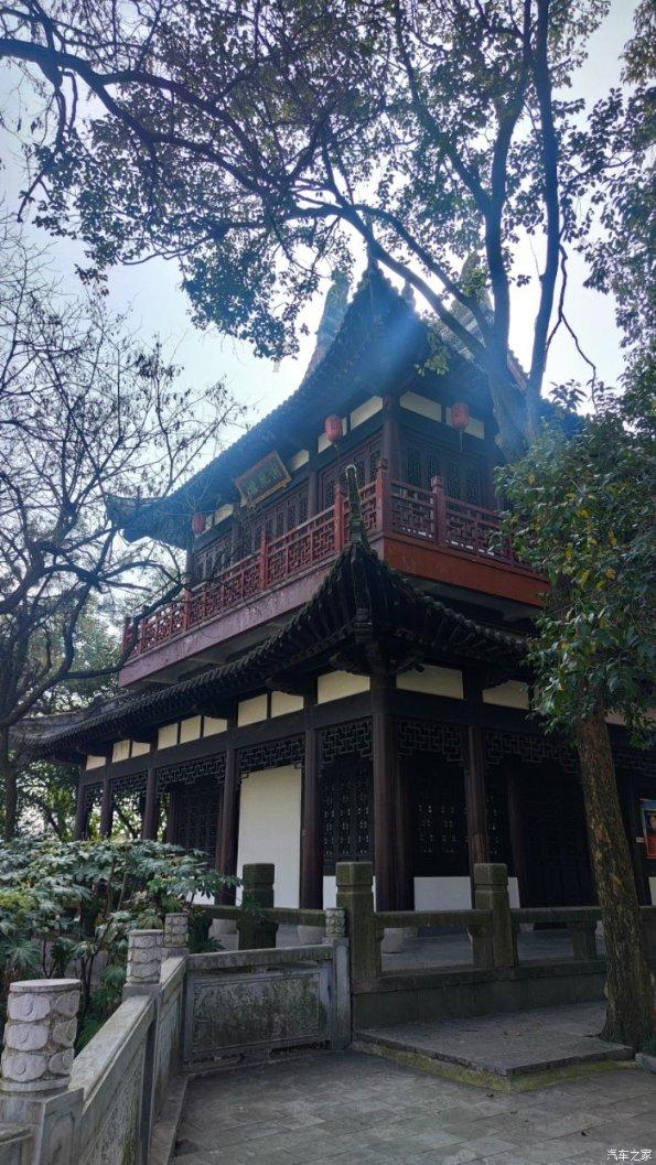 注意躲避